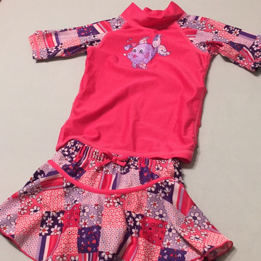 4T swim suit, UV Skinz
